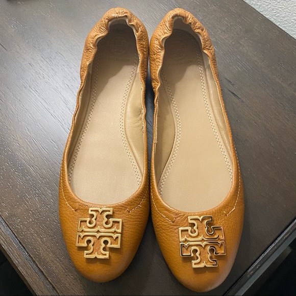 TORY BURCH MELINDA BALLET TUMBLED LEATHER FLATS - Picture 5 of 10